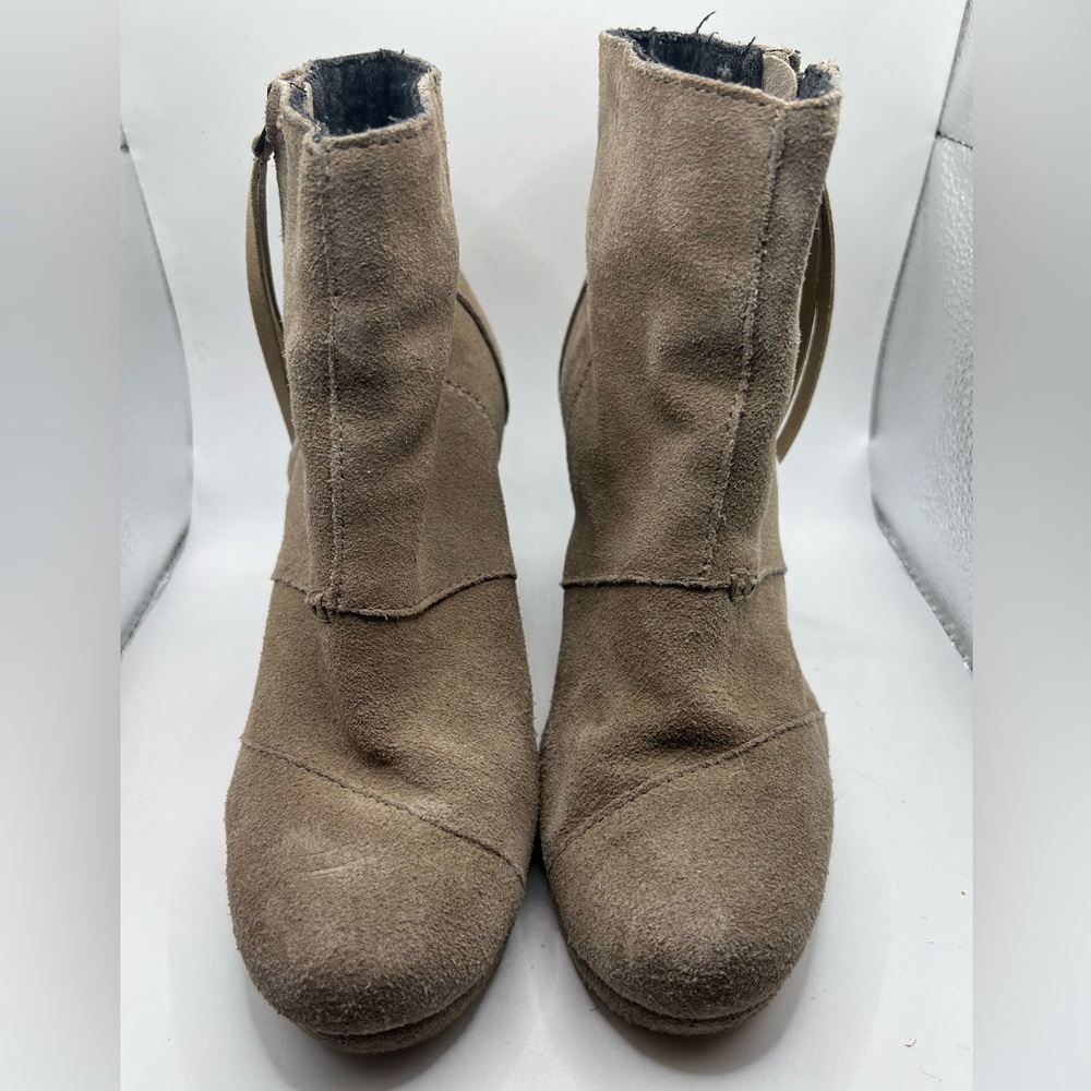 Toms Women's Taupe Suede Ankle Booties